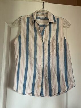 Sleeveless Button-Front Tank Top in Blue and Pink Stripe